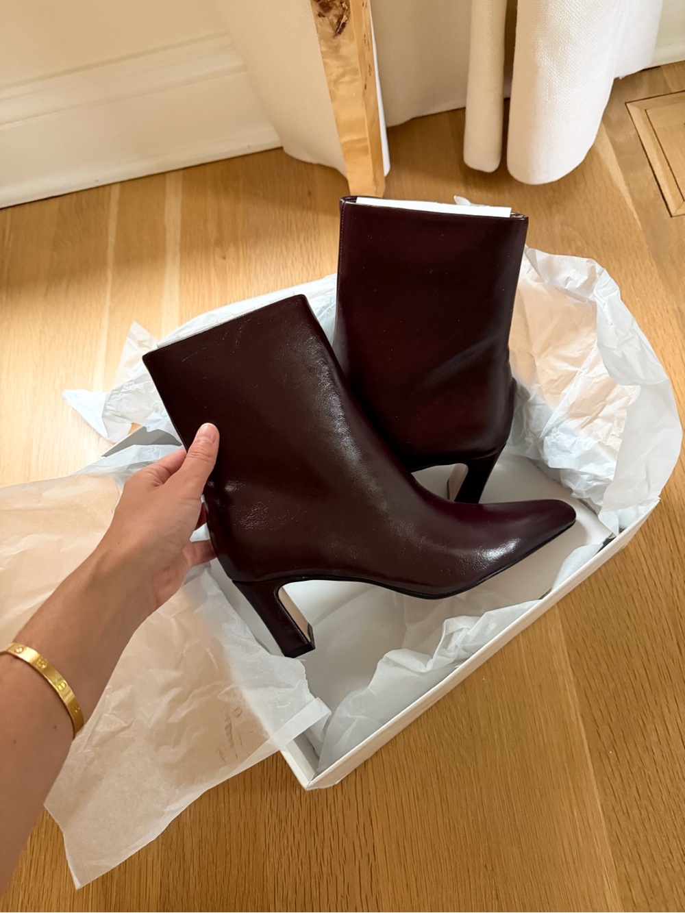 NEW Steve Madden Burgundy Brown Pointed Toe Mid-Heel Ankle Boots